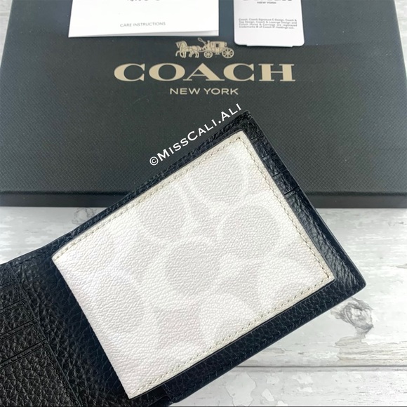 COACH | MARVEL Men’s 3-in-1 Wallet With Patches - Picture 5 of 16